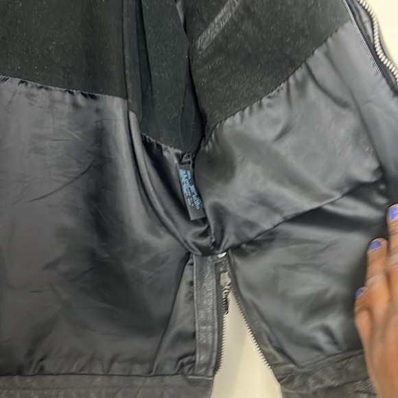 Kenneth Cole Genuine Leather Jacket Size L (P) - Picture 4 of 9